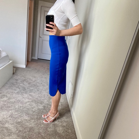 Bright Blue Midi Skirt with Side Slits S - Picture 2 of 9